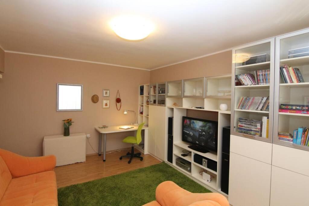 Fast Friend - Cozy Apartment In The Center With Private Garage Rijeka Dış mekan fotoğraf