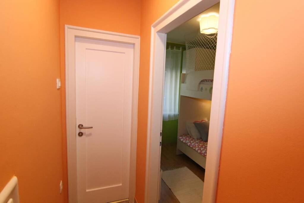 Fast Friend - Cozy Apartment In The Center With Private Garage Rijeka Dış mekan fotoğraf